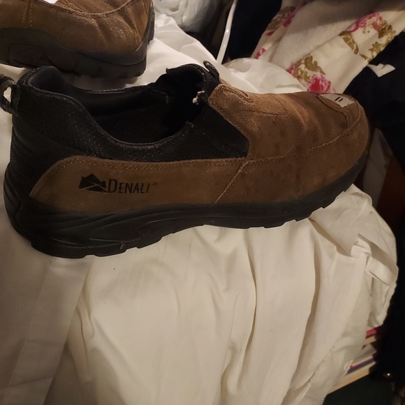 DENALI MEN SHOE SIZE 11 - Picture 4 of 6